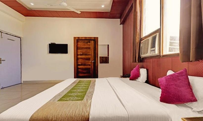 Hotel Orange Town Agra  Eksteriør bilde